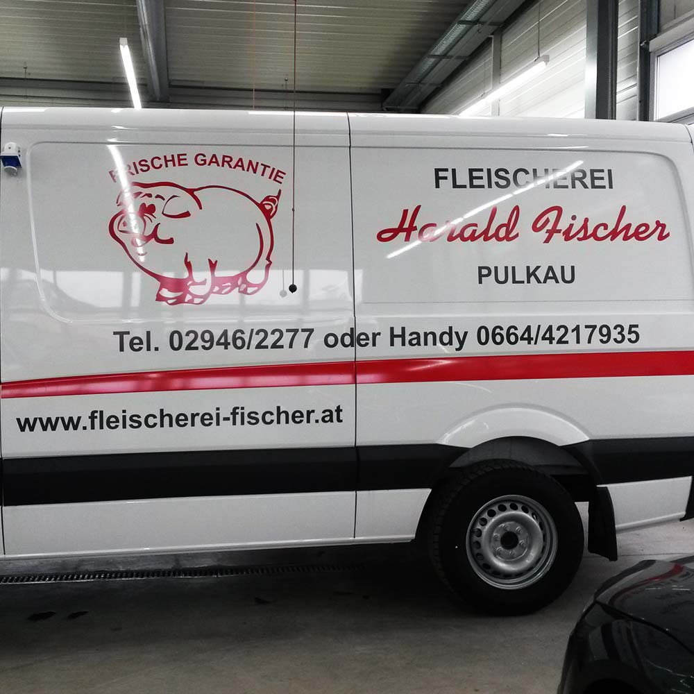 Fahrzeugbeschriftung konturgeschnitten